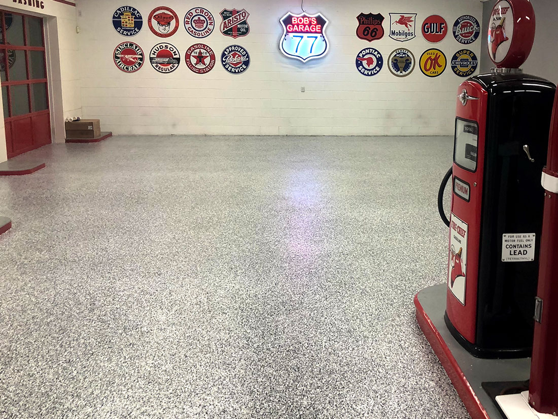 Retro Garage